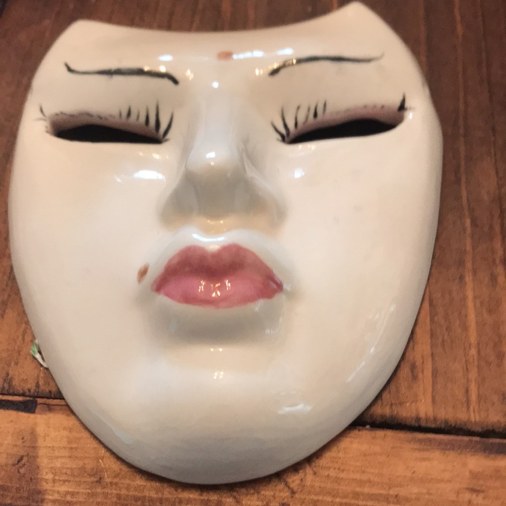 Ceramic face - Picture 5 of 5